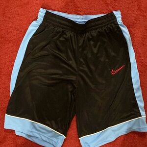 Brand new men’s Nike shorts